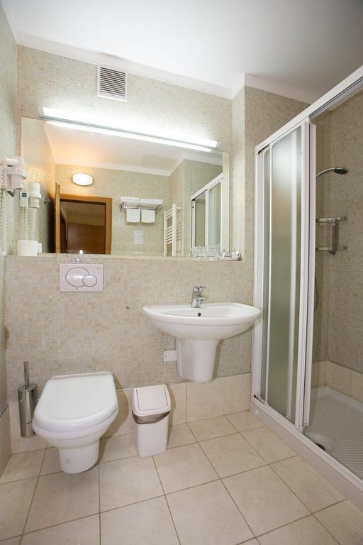 Hotel Mirta - San Simon Resort Izola Room photo