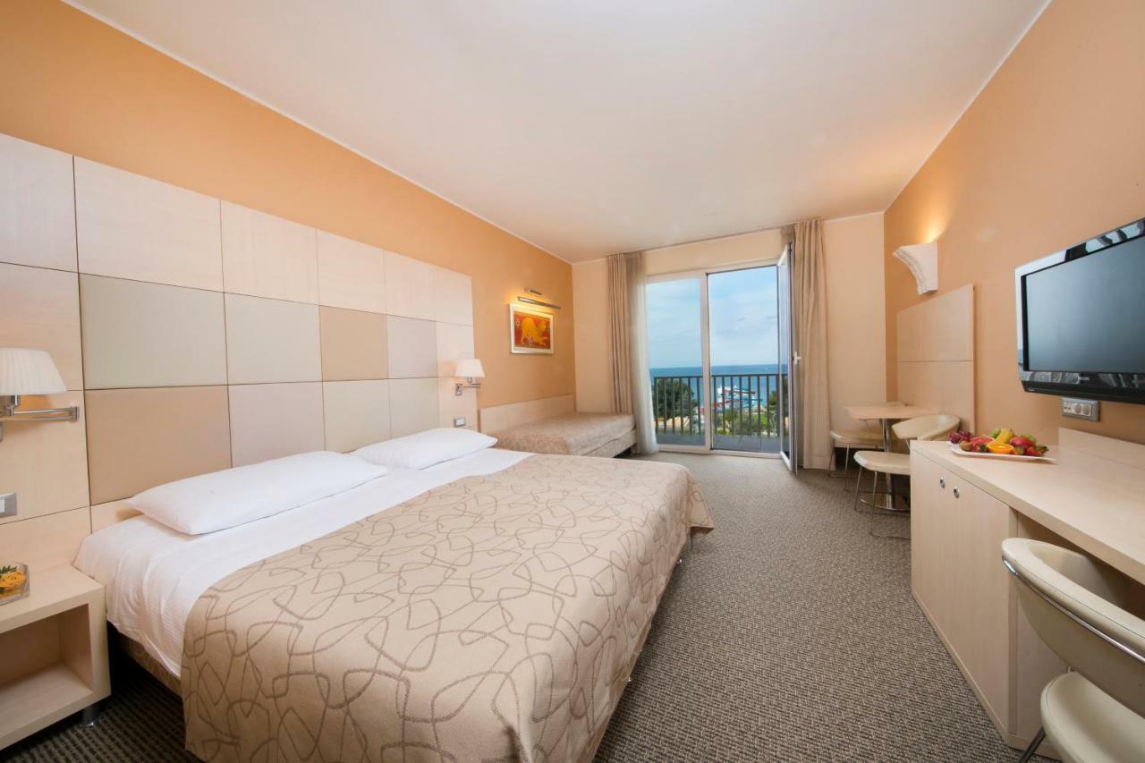 Hotel Mirta - San Simon Resort Izola Exterior photo